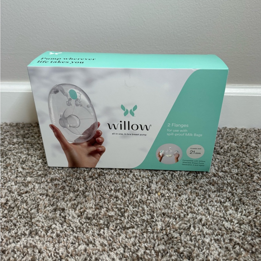 NEVER OPENED Willow Breast Pump Flanges 21mm